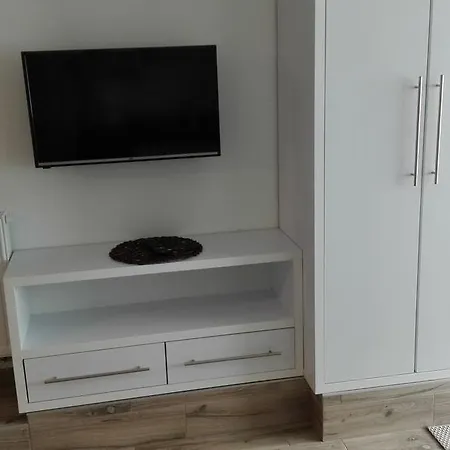 Apartamento Aka Goscinne *